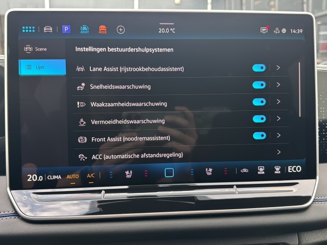 VOLKSWAGEN TIGUAN 1.5 TSI -HYBRID R-LINE PANO-DAK/CAMERA/TREKHAAK/H&K/HUD/LEDER/MEMORY, Vortkamp Enschede, Enschede