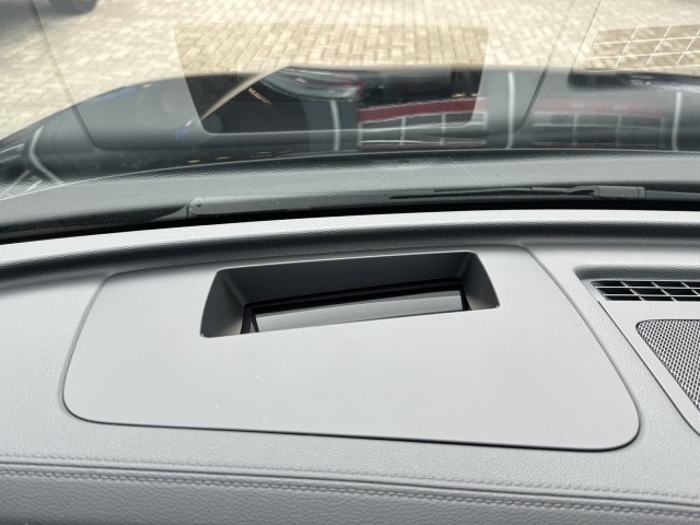 VOLKSWAGEN TIGUAN 1.5 TSI -HYBRID R-LINE PANO-DAK/CAMERA/TREKHAAK/H&K/HUD/LEDER/MEMORY, Vortkamp Enschede, Enschede