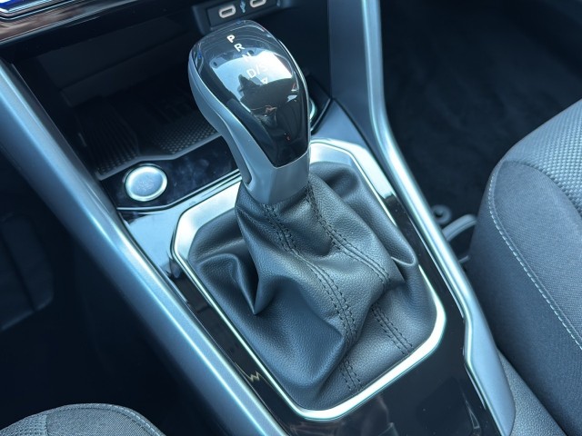 VOLKSWAGEN T-ROC 1.5 TSI DSG LIFE TREKHAAK/CAMERA/CARPLAY/ACC/STOELVERW, Vortkamp Enschede, Enschede