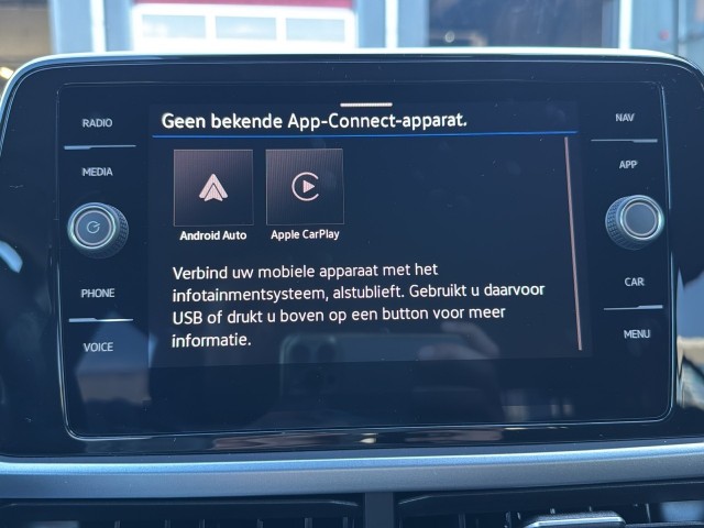VOLKSWAGEN T-ROC 1.5 TSI DSG LIFE TREKHAAK/CAMERA/CARPLAY/ACC/STOELVERW, Vortkamp Enschede, Enschede