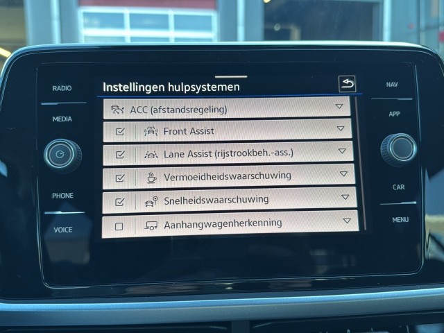 VOLKSWAGEN T-ROC 1.5 TSI DSG LIFE TREKHAAK/CAMERA/CARPLAY/ACC/STOELVERW, Vortkamp Enschede, Enschede