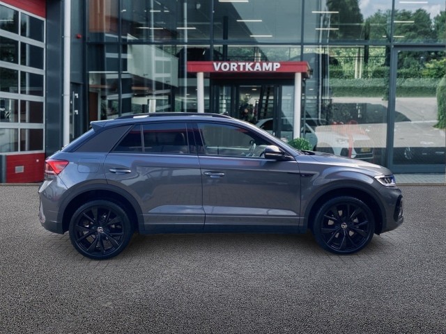 VOLKSWAGEN T-ROC 1.5 TSI DSG R-LINE BLACK-OPTIC PANO-DAK/CAMERA/NAVI/CARPLAY/E-KLEP, Vortkamp Enschede, Enschede