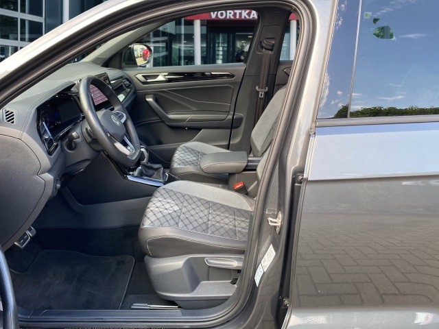 VOLKSWAGEN T-ROC 1.5 TSI DSG R-LINE BLACK-OPTIC PANO-DAK/CAMERA/NAVI/CARPLAY/E-KLEP, Vortkamp Enschede, Enschede