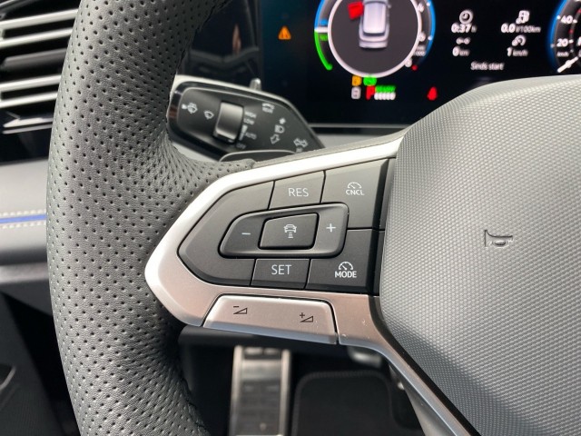 VOLKSWAGEN TIGUAN 1.5 TSI E-HYBRID R-LINE PANO-DAK/TREKHAAK/CAMERA/H&K/CARPLAY/ACC, Vortkamp Enschede, Enschede