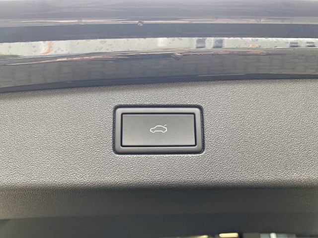 VOLKSWAGEN TIGUAN 1.5 TSI E-HYBRID R-LINE PANO-DAK/TREKHAAK/CAMERA/H&K/CARPLAY/ACC, Vortkamp Enschede, Enschede