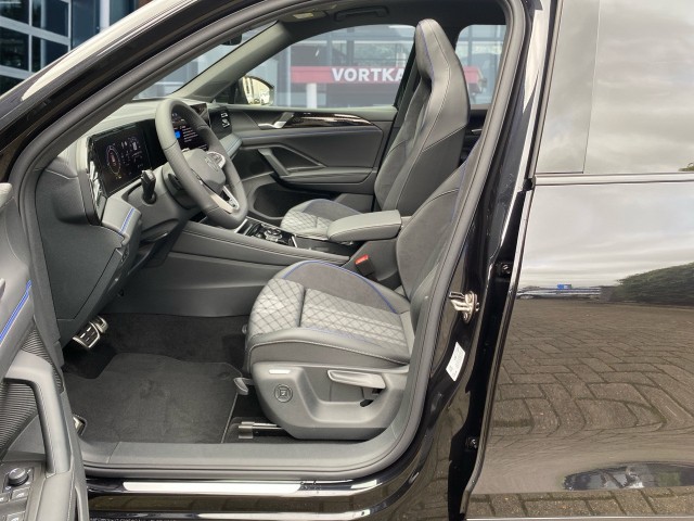 VOLKSWAGEN TIGUAN 1.5 TSI E-HYBRID R-LINE PANO-DAK/TREKHAAK/CAMERA/H&K/CARPLAY/ACC, Vortkamp Enschede, Enschede