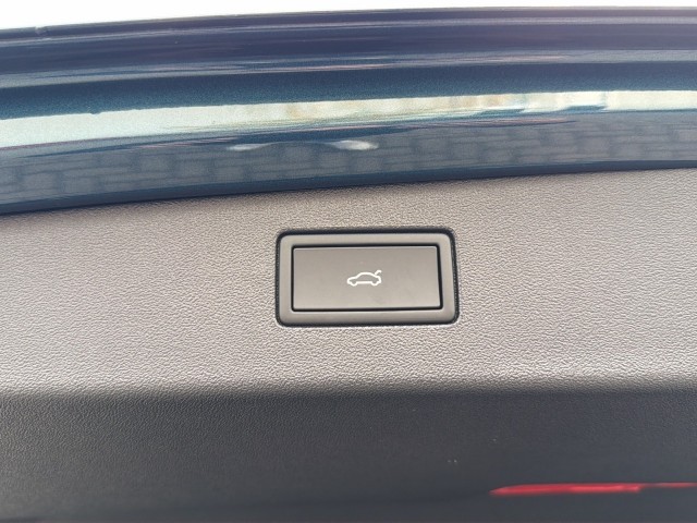 VOLKSWAGEN TIGUAN 1.5 TSI E-HYBRID R-LINE PANO-DAK/TREKHAAK/CAMERA/H&K/CARPLAY/ACC, Vortkamp Enschede, Enschede