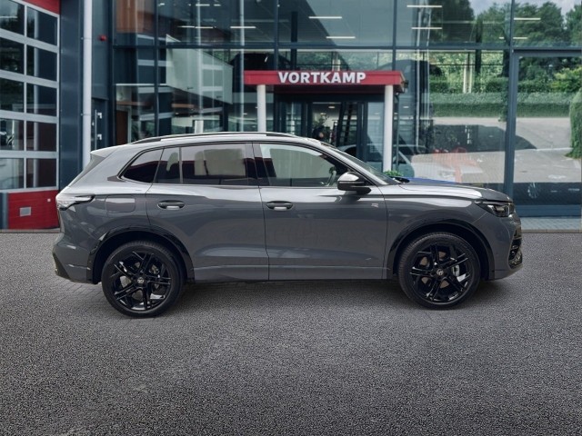 VOLKSWAGEN TIGUAN 1.5 TSI E-HYBRID R-LINE PANO-DAK/TREKHAAK/CAMERA/H&K/CARPLAY/ACC, Vortkamp Enschede, Enschede