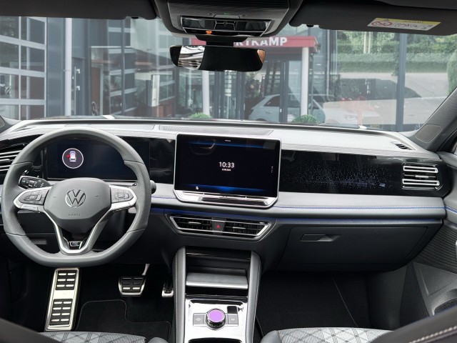 VOLKSWAGEN TIGUAN 1.5 TSI E-HYBRID R-LINE PANO-DAK/TREKHAAK/CAMERA/H&K/CARPLAY/ACC, Vortkamp Enschede, Enschede