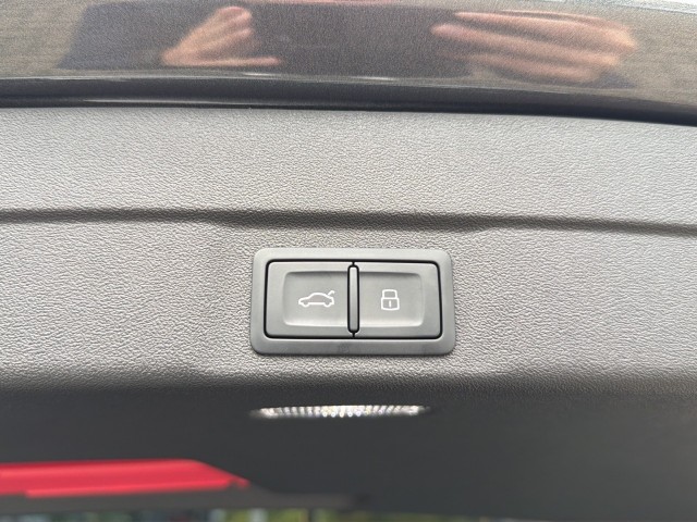 AUDI A6 2.0 TFSIe QUATTRO S-LINE GLAS-DAK/360-CAMERA/TREKHAAK/MEMORY/B&O/HUD, Vortkamp Enschede, Enschede