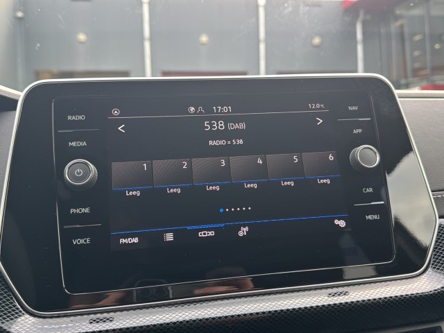 VOLKSWAGEN T-CROSS 1.0 TSI DSG R-LINE CAMERA/CARPLAY/ACC/STOELVERW, Vortkamp Enschede, Enschede