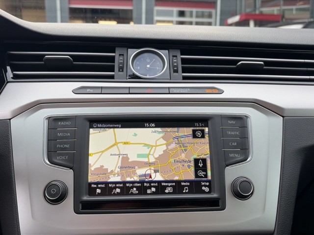 VOLKSWAGEN PASSAT 1.4 TSI COMFORTLINE TREKHAAK/NAVI/PDC/CRUISE, Vortkamp Enschede, Enschede
