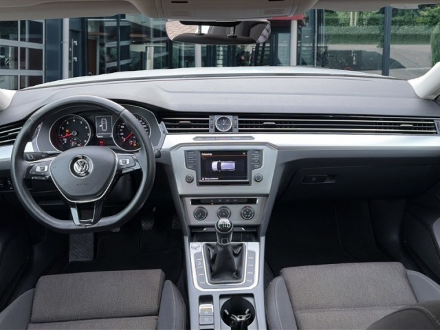VOLKSWAGEN PASSAT 1.4 TSI COMFORTLINE TREKHAAK/NAVI/PDC/CRUISE, Vortkamp Enschede, Enschede