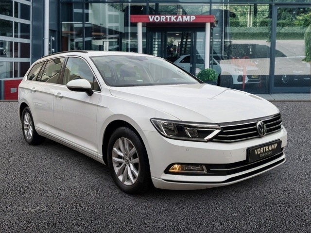 VOLKSWAGEN PASSAT 1.4 TSI COMFORTLINE TREKHAAK/NAVI/PDC/CRUISE, Vortkamp Enschede, Enschede
