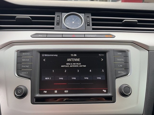 VOLKSWAGEN PASSAT 1.4 TSI COMFORTLINE TREKHAAK/NAVI/PDC/CRUISE, Vortkamp Enschede, Enschede