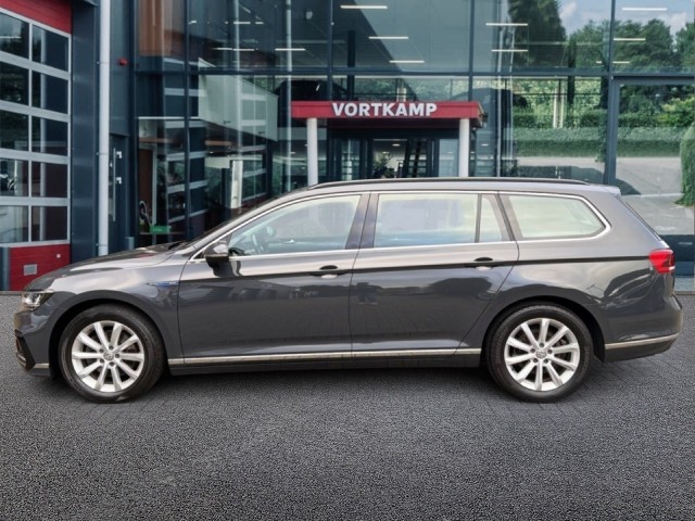VOLKSWAGEN PASSAT 1.4 TSI DSG GTE CAMERA/NAVI/CARPLAY/ACC/STOELVERW, Vortkamp Enschede, Enschede