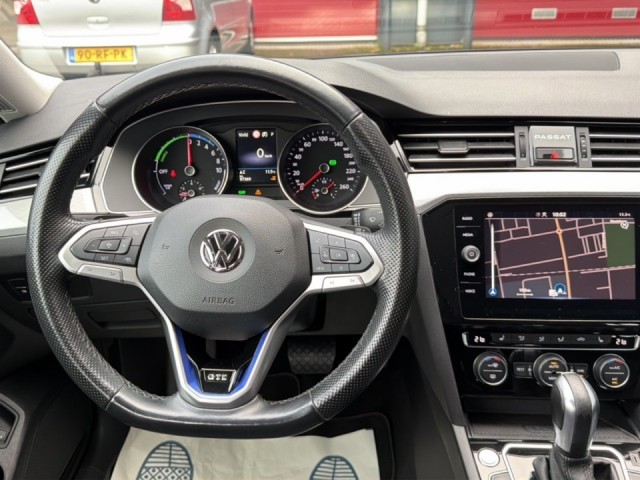 VOLKSWAGEN PASSAT 1.4 TSI DSG GTE CAMERA/NAVI/CARPLAY/ACC/STOELVERW, Vortkamp Enschede, Enschede