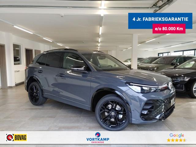 VOLKSWAGEN TIGUAN 1.5 TSI E-HYBRID R-LINE PANO-DAK/TREKHAAK/CAMERA/HUD/ACC/STOELVERW, Vortkamp Enschede, Enschede