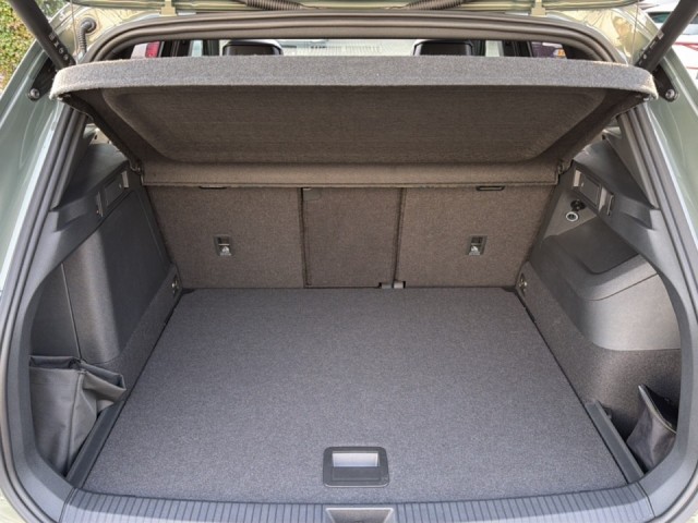 VOLKSWAGEN TIGUAN 1.5 TSI E-HYBRID R-LINE PANO-DAK/TREKHAAK/CAMERA/LEDER/MEMORY/HUD, Vortkamp Enschede, Enschede