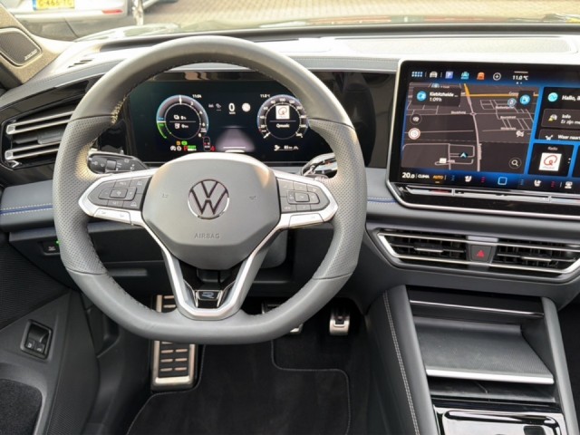 VOLKSWAGEN TIGUAN 1.5 TSI E-HYBRID R-LINE PANO-DAK/TREKHAAK/CAMERA/LEDER/MEMORY/HUD, Vortkamp Enschede, Enschede