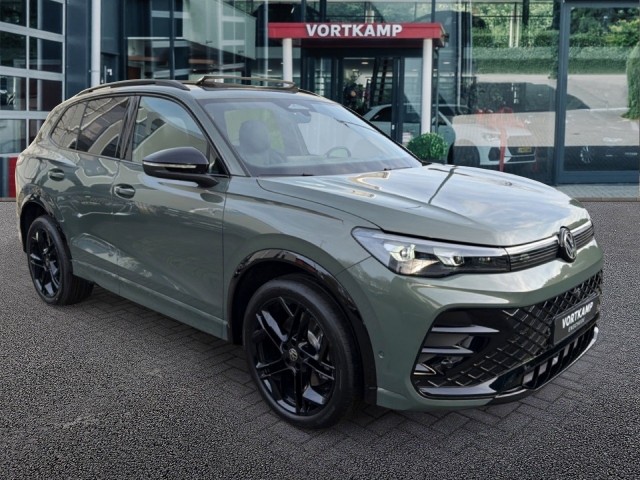 VOLKSWAGEN TIGUAN 1.5 TSI E-HYBRID R-LINE PANO-DAK/TREKHAAK/CAMERA/LEDER/MEMORY/HUD, Vortkamp Enschede, Enschede