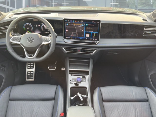VOLKSWAGEN TIGUAN 1.5 TSI E-HYBRID R-LINE PANO-DAK/TREKHAAK/CAMERA/LEDER/MEMORY/HUD, Vortkamp Enschede, Enschede