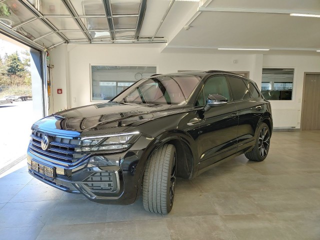 VOLKSWAGEN TOUAREG 3.0 TDI DSG R-LINE 4MOTION PANO-DAK/TREKHAAK/CAMERA/CARPLAY/ACC, Vortkamp Enschede, Enschede