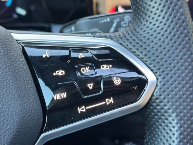 VOLKSWAGEN GOLF 1.4 TSI GTE EHYBRID PANO-DAK/IQ-LIGHTS/CAMERA/ACC/STOELVERW, Vortkamp Enschede, Enschede