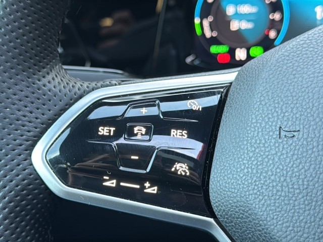 VOLKSWAGEN GOLF 1.4 TSI GTE EHYBRID PANO-DAK/IQ-LIGHTS/CAMERA/ACC/STOELVERW, Vortkamp Enschede, Enschede