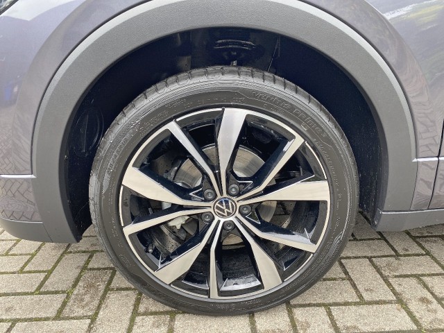 VOLKSWAGEN T-CROSS 1.5 TSI DSG R-LINE TREKHAAK/CAMERA/CARPLAY/ACC/STOELVERW, Vortkamp Enschede, Enschede