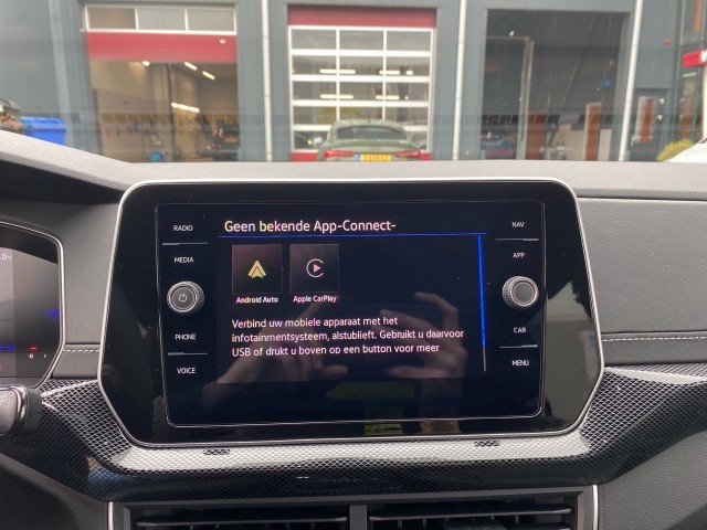 VOLKSWAGEN T-CROSS 1.5 TSI DSG R-LINE TREKHAAK/CAMERA/CARPLAY/ACC/STOELVERW, Vortkamp Enschede, Enschede