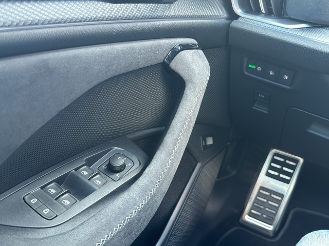 SKODA KODIAQ 1.5 TSI DSG SPORTLINE 7P PANO-DAK/CAMERA/TREKHAAK/NAVI/ACC/STOELVERW, Vortkamp Enschede, Enschede