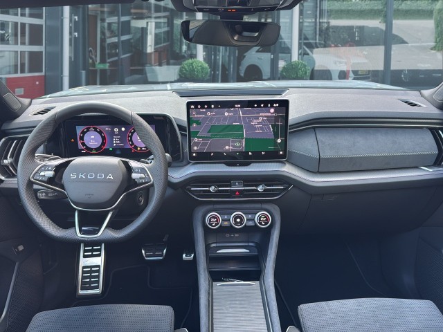 SKODA KODIAQ 1.5 TSI DSG SPORTLINE 7P PANO-DAK/CAMERA/TREKHAAK/NAVI/ACC/STOELVERW, Vortkamp Enschede, Enschede