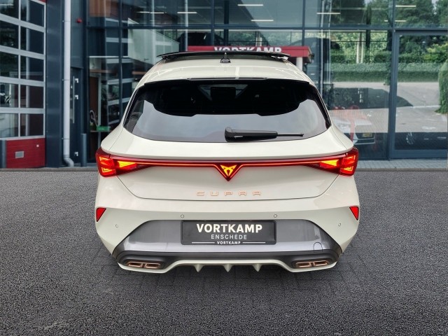 CUPRA LEON 1.5 E-HYBRID VZ , Vortkamp Enschede, Enschede