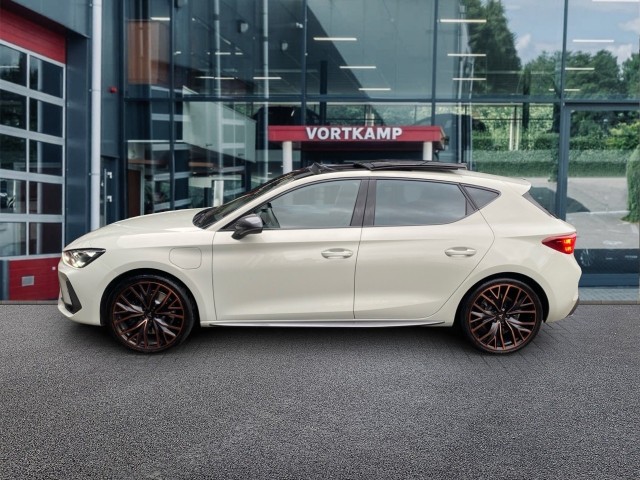 CUPRA LEON 1.5 E-HYBRID VZ , Vortkamp Enschede, Enschede