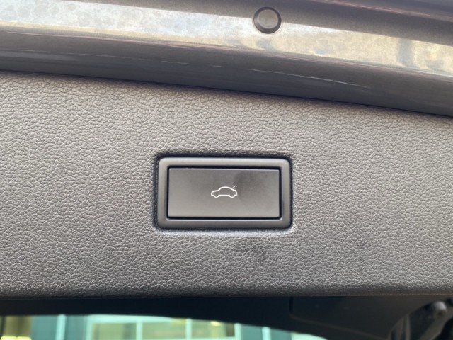 VOLKSWAGEN TIGUAN 1.5 TSI DSG Urban SPORT TREKHAAK/E-KLEP/ACC/NAVI/STOELVERW, Vortkamp Enschede, Enschede