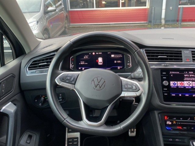 VOLKSWAGEN TIGUAN 1.5 TSI DSG Urban SPORT TREKHAAK/E-KLEP/ACC/NAVI/STOELVERW, Vortkamp Enschede, Enschede