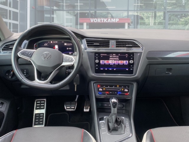 VOLKSWAGEN TIGUAN 1.5 TSI DSG Urban SPORT TREKHAAK/E-KLEP/ACC/NAVI/STOELVERW, Vortkamp Enschede, Enschede