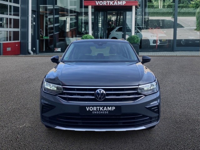 VOLKSWAGEN TIGUAN 1.5 TSI DSG Urban SPORT TREKHAAK/E-KLEP/ACC/NAVI/STOELVERW, Vortkamp Enschede, Enschede