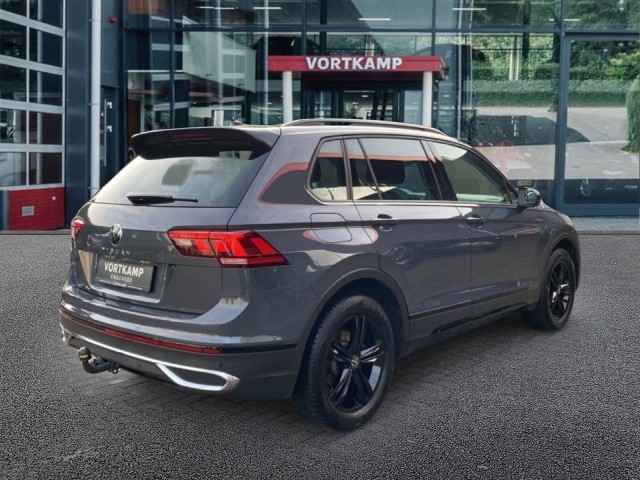 VOLKSWAGEN TIGUAN 1.5 TSI DSG Urban SPORT TREKHAAK/E-KLEP/ACC/NAVI/STOELVERW, Vortkamp Enschede, Enschede