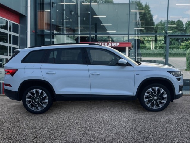 SKODA KODIAQ 2.0 TDI DSG AMBITION 4X4 TREKHAAK/CAMERA/PANO/ACC/STOEL+STUURVERW, Vortkamp Enschede, Enschede