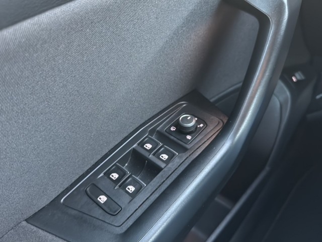 VOLKSWAGEN T-ROC 1.5 TSI DSG SPORT R-LINE CAMERA/ACC/ELEKKLEP/STOELVERW, Vortkamp Enschede, Enschede