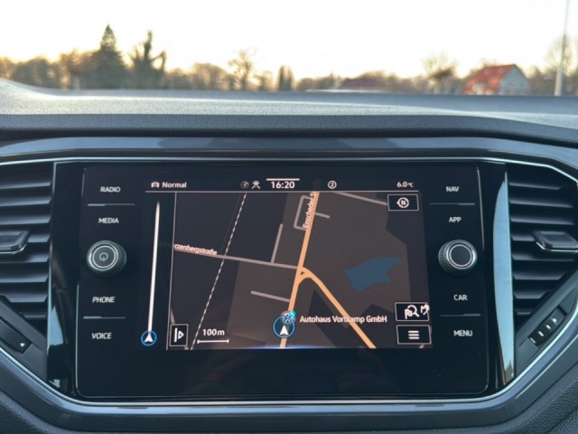 VOLKSWAGEN T-ROC 1.5 TSI DSG SPORT R-LINE CAMERA/ACC/ELEKKLEP/STOELVERW, Vortkamp Enschede, Enschede