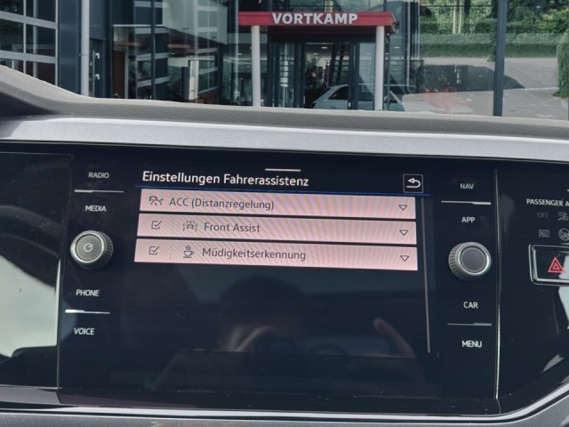 VOLKSWAGEN POLO 1.0 TSI HIGHLINE OPENDAK/ACC/STOELVERW/PDC/NAVI/CARPLAY, Vortkamp Enschede, Enschede