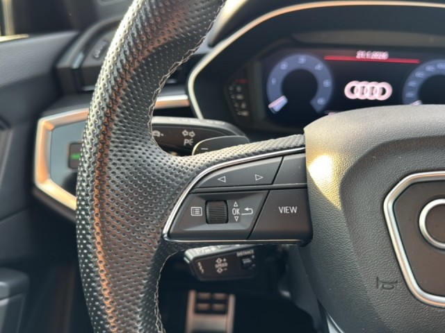 AUDI Q3 35 TDI ADVANCED ACC/PDC/ELEKKLEP/STOELVERW/NAVI, Vortkamp Enschede, Enschede