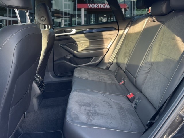 VOLKSWAGEN ARTEON 1.4 TSI DSG EHYBRID R-LINE PANODAK/360CAM/ACC/ELEKKLEP/STOEL+STUURVERW, Vortkamp Enschede, Enschede