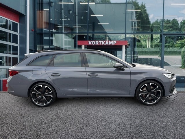 CUPRA LEON SPORTSTOURER 1.4 TSI DSG VZ E-HYBRID CAMERA/ACC/STOEL+STUURVERW/NAVI, Vortkamp Enschede, Enschede