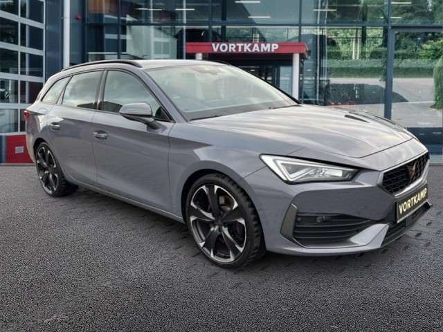 CUPRA LEON SPORTSTOURER 1.4 TSI DSG VZ E-HYBRID CAMERA/ACC/STOEL+STUURVERW/NAVI, Vortkamp Enschede, Enschede