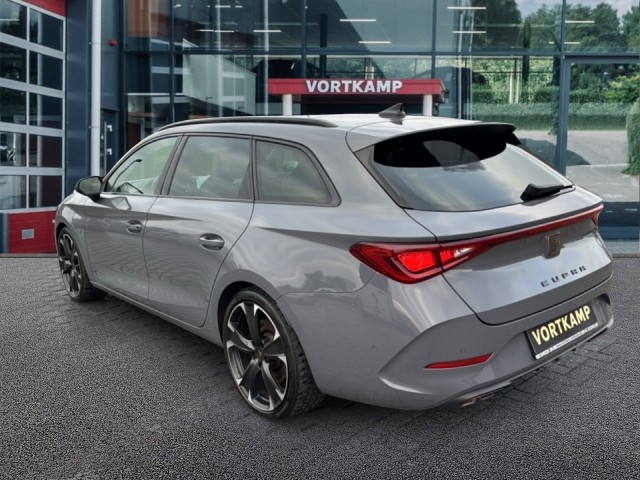 CUPRA LEON SPORTSTOURER 1.4 TSI DSG VZ E-HYBRID CAMERA/ACC/STOEL+STUURVERW/NAVI, Vortkamp Enschede, Enschede