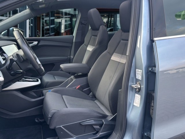 AUDI Q4 40 E-TRON TREKHAAK/PANODAK/STOELVERW/PDC/NAVI/CARPLAY, Vortkamp Enschede, Enschede